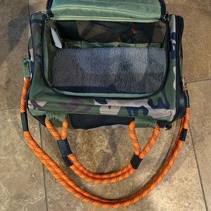 Medium sized Roverland pet carrier